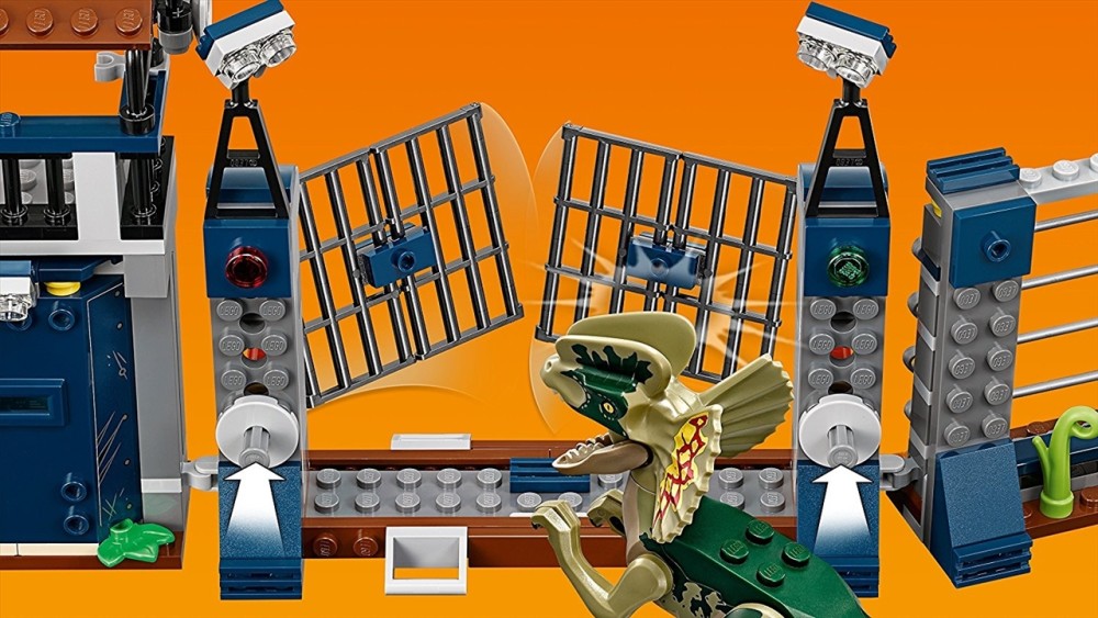 LEGO® Jurassic World 75931 Dilophosaurus Outpost Attack