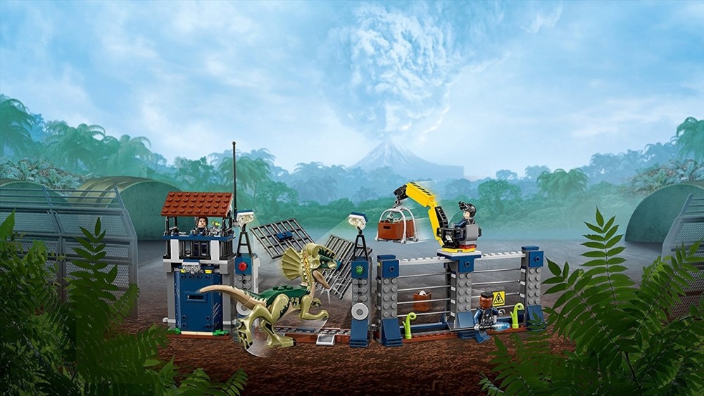 LEGO® Jurassic World 75931 Dilophosaurus Outpost Attack