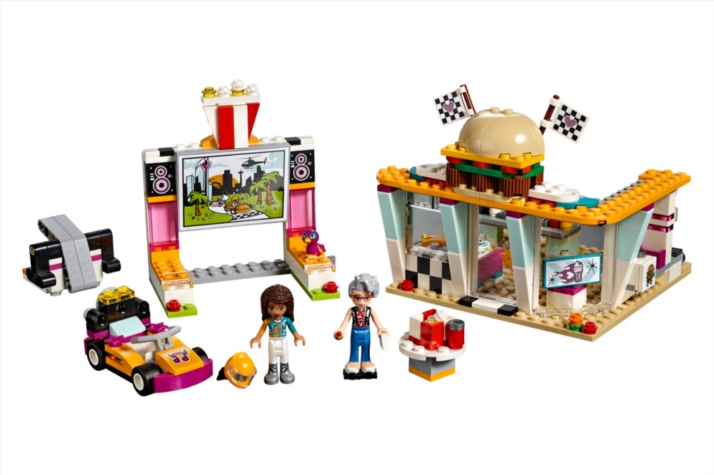 LEGO® Friends 41349 Drifting Diner