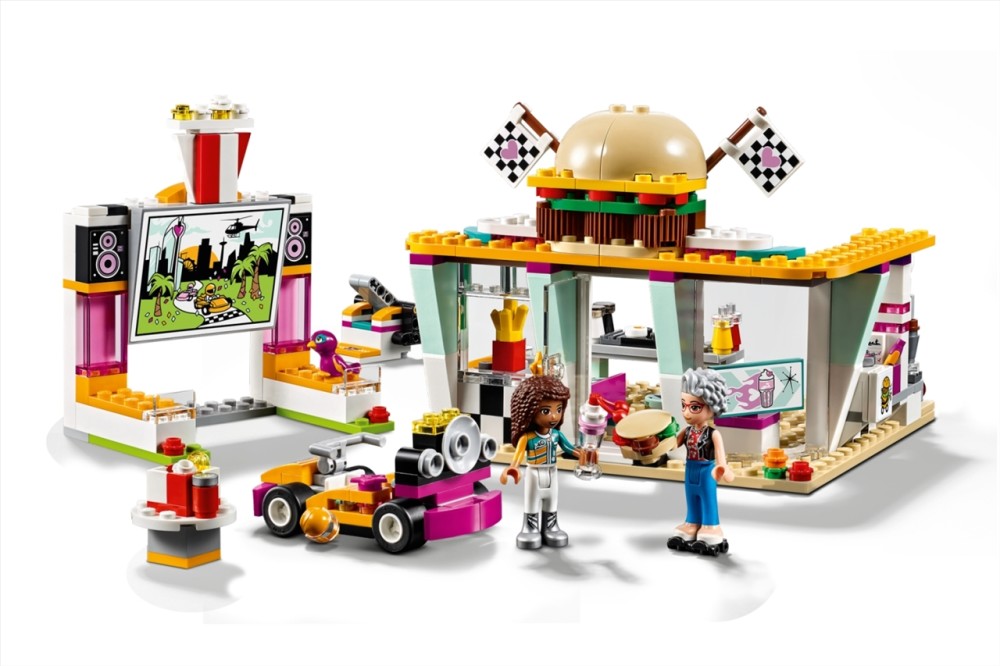 LEGO® Friends 41349 Drifting Diner