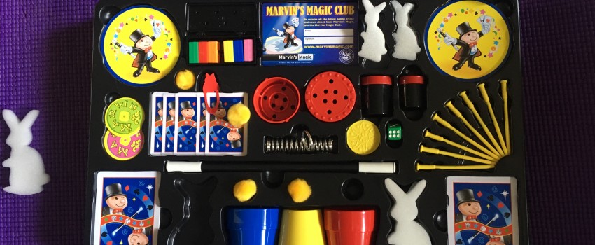 „Csak a kezemet figyeljétek!” – a Marvin’s Magic varázslatos világa