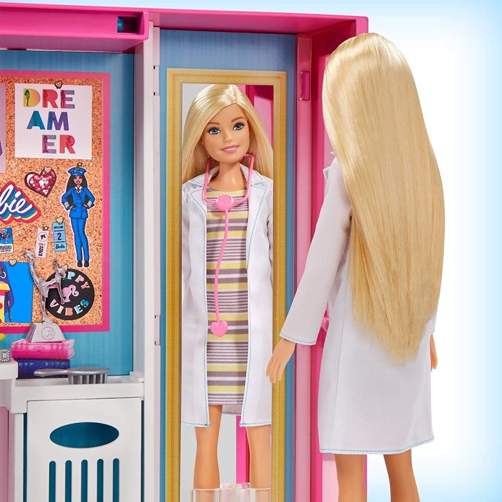 Barbie Dream Closet with Barbie Doll & 25+ Pieces