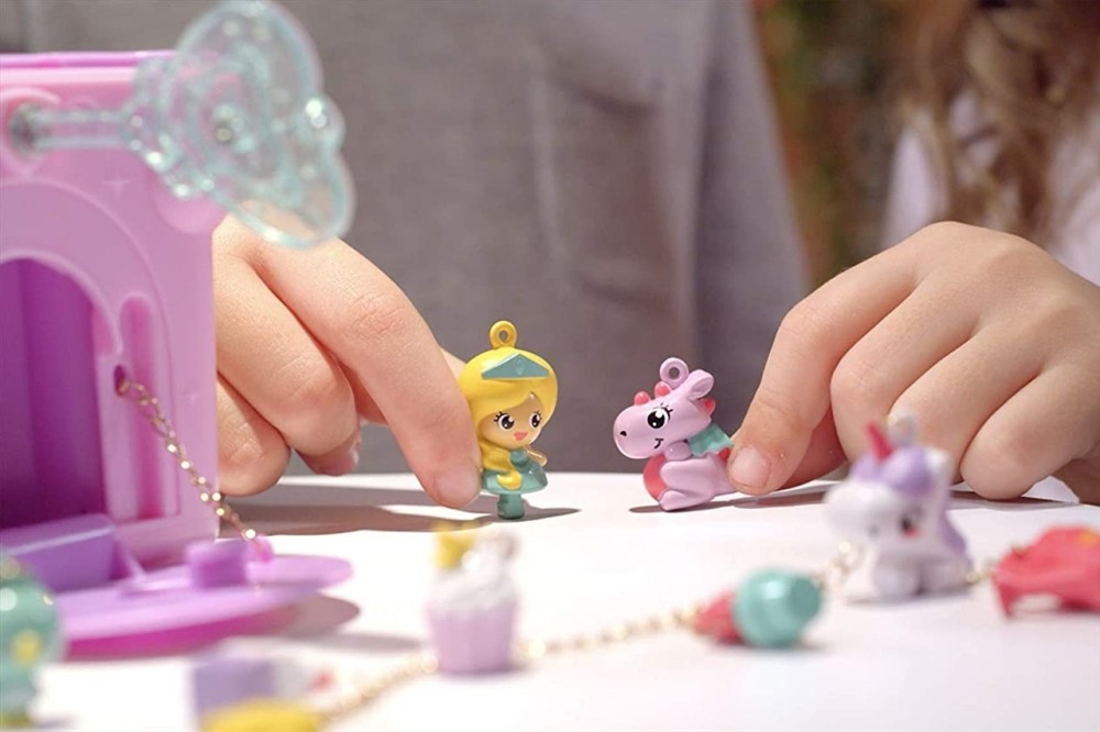 Fun Lockets Secret Surprise Princess Castle