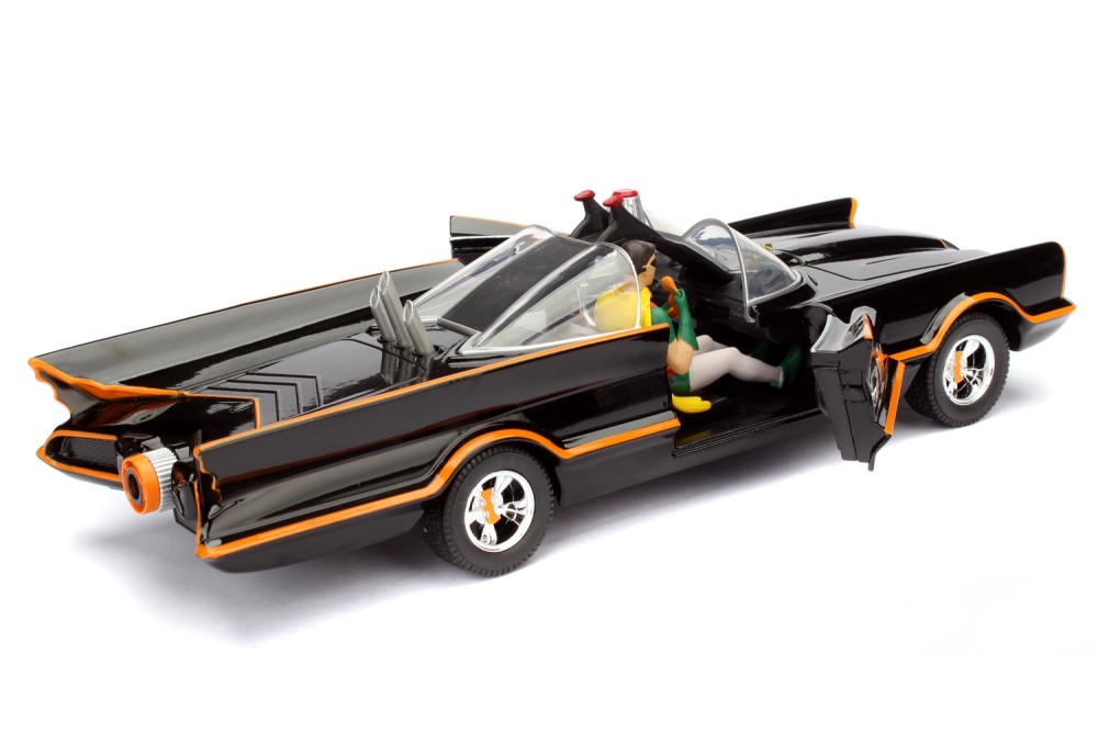 Jada Batman 1966 Classic Batmobile 1:24