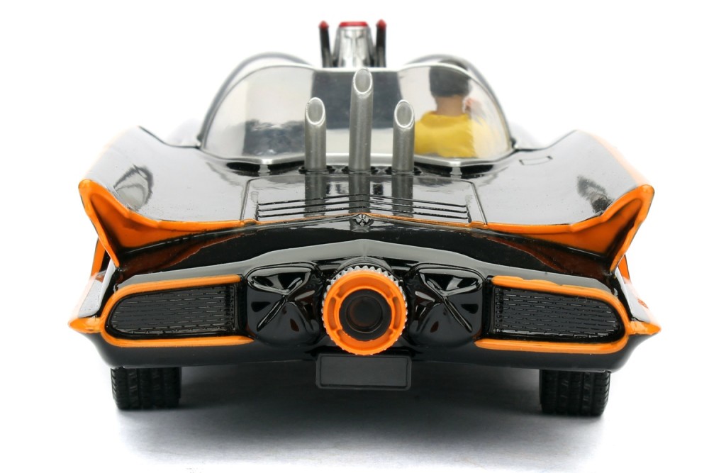 Jada Batman 1966 Classic Batmobile 1:24
