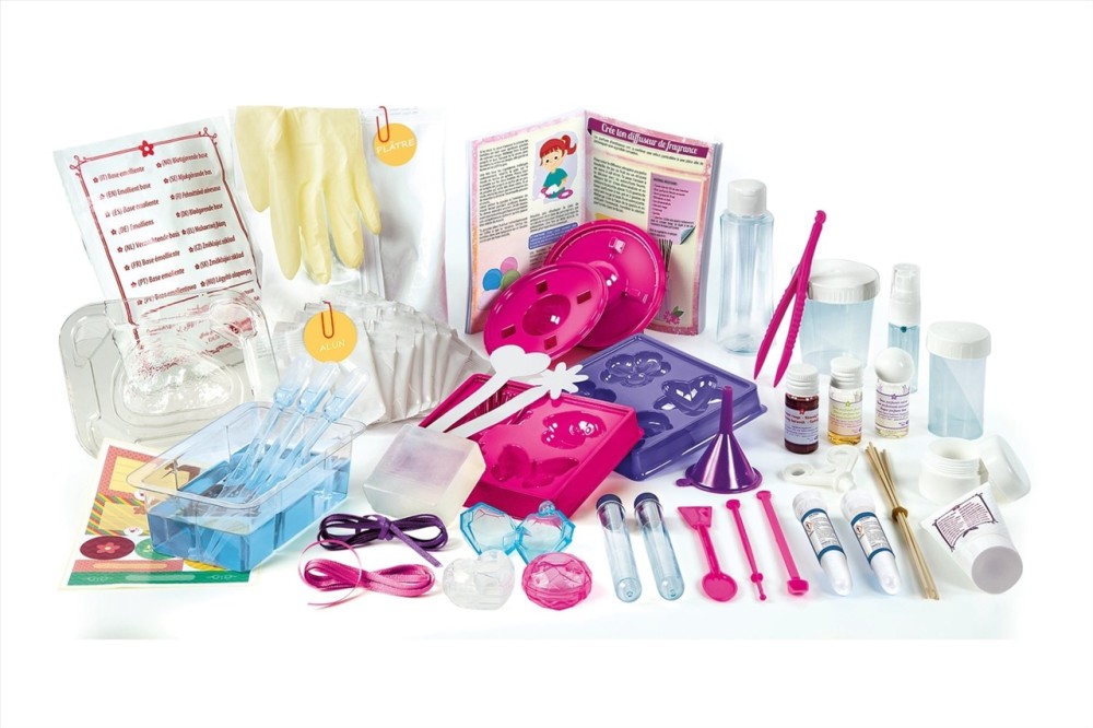 Clementoni Science & Play Cosmetics and Crystal Lab 6in1 Kit